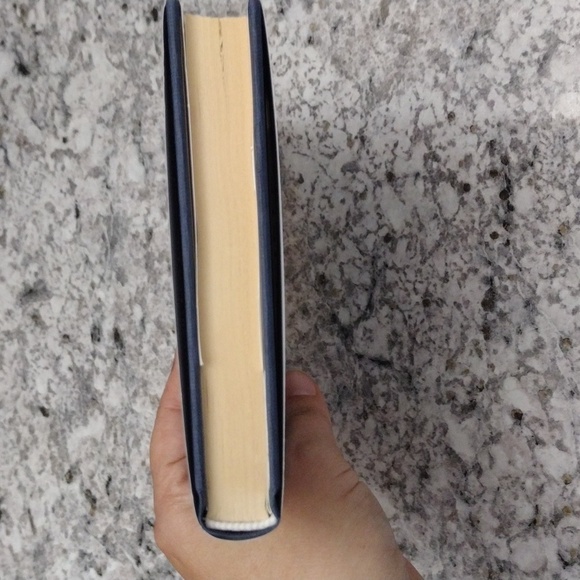 Donna VanLiere Christmas Bundle - Picture 4 of 16